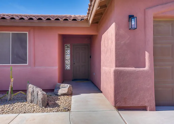 Near Golf Courses: Poolside Paradise In Yuma! Holiday home