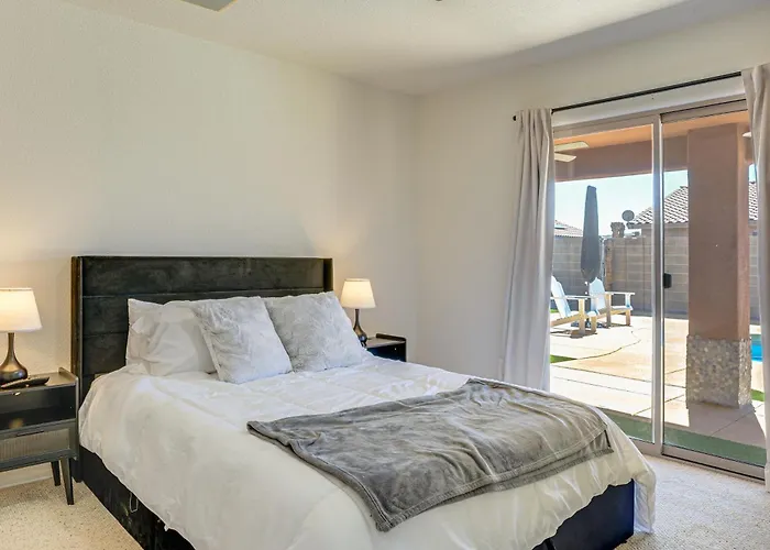 Near Golf Courses: Poolside Paradise In Yuma! *