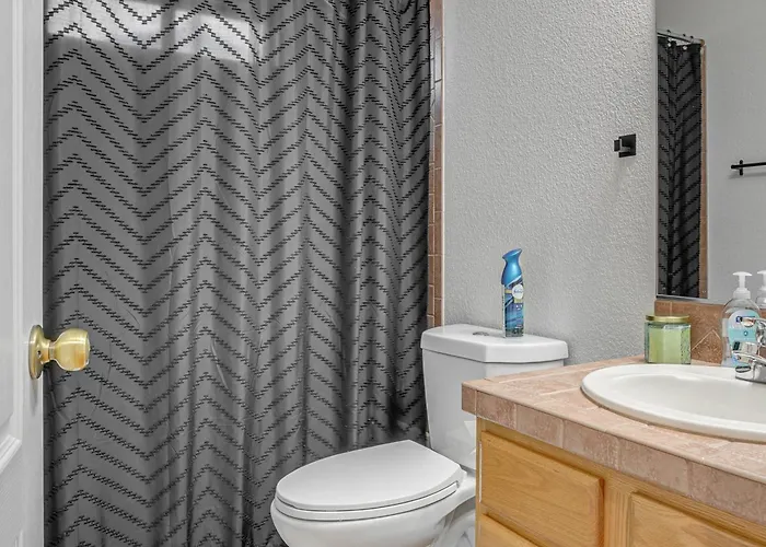 Near Golf Courses: Poolside Paradise In Yuma! *
