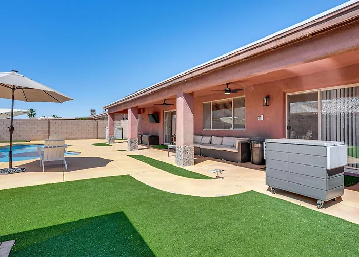 Holiday home Near Golf Courses: Poolside Paradise In Yuma! *
